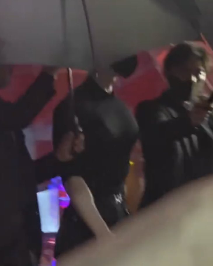 msSyluna's tweet image. HOLY FUCK.

THEY HAVE THE SYLUS COSER IN THE BLACK COMPRESSION SHIRT 🫠