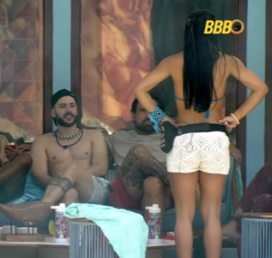 se o marcelo soubesse o quanto vale um vai de cunhã, ele nunca mais tirava esse colar do pescoço
