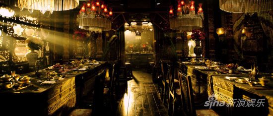 「グランドマスター」
ウォン・カーウァイ

Amazonプライムで配信終了間近と気がつき慌ててしまった。
ブルース・リーの師匠、イップマンをトニー・レオンが演じる。チャン・ツィー共演。
美しすぎるカンフー映画。
衣裳、セットも完璧。