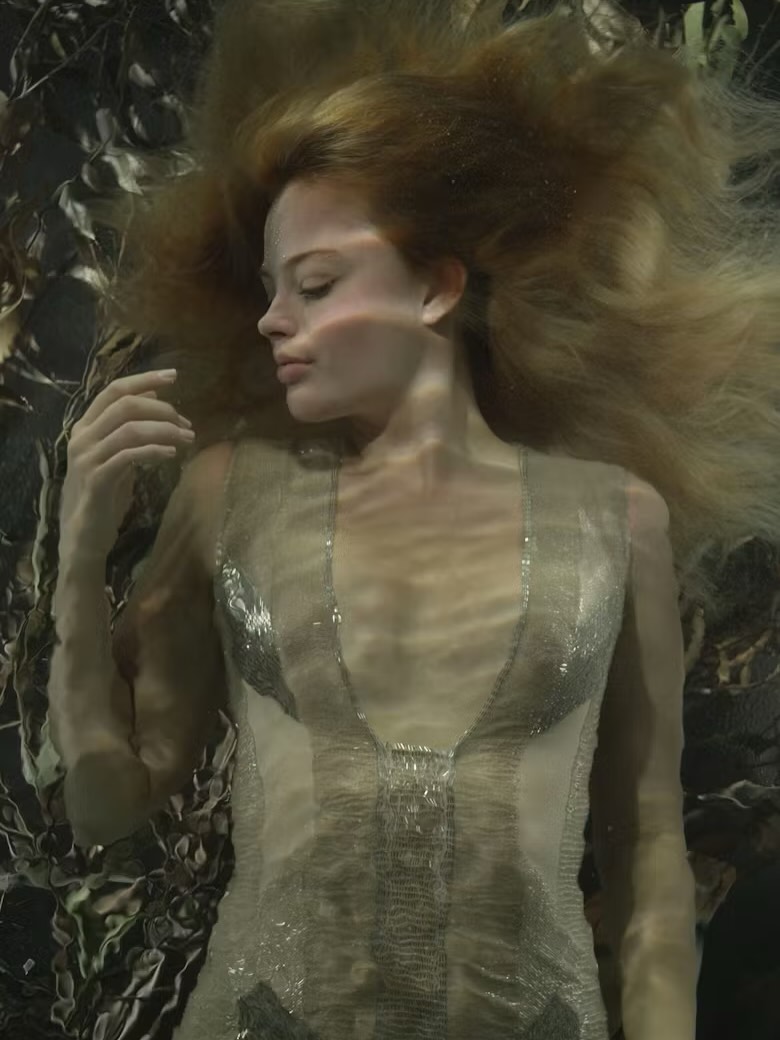 confideinm3's tweet image. these would send her ass home on ANTM, i'm crying 😭