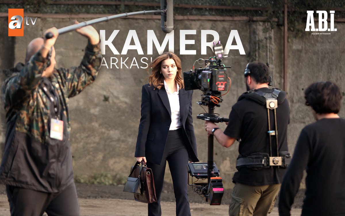 afrasource's tweet image. 260115 | #AfraSaraçoğlu behind the scenes of #Abi.

© abitvdizisi