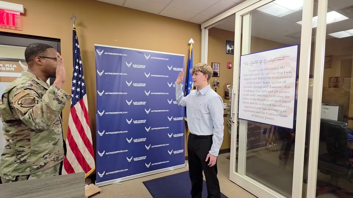 OratoryPrep's tweet image. Answering the Call: Donald Yapczenski ’26 Earns Eagle Scout Rank and Commits to Service. Read more on our website: bit.ly/3YG0jUE