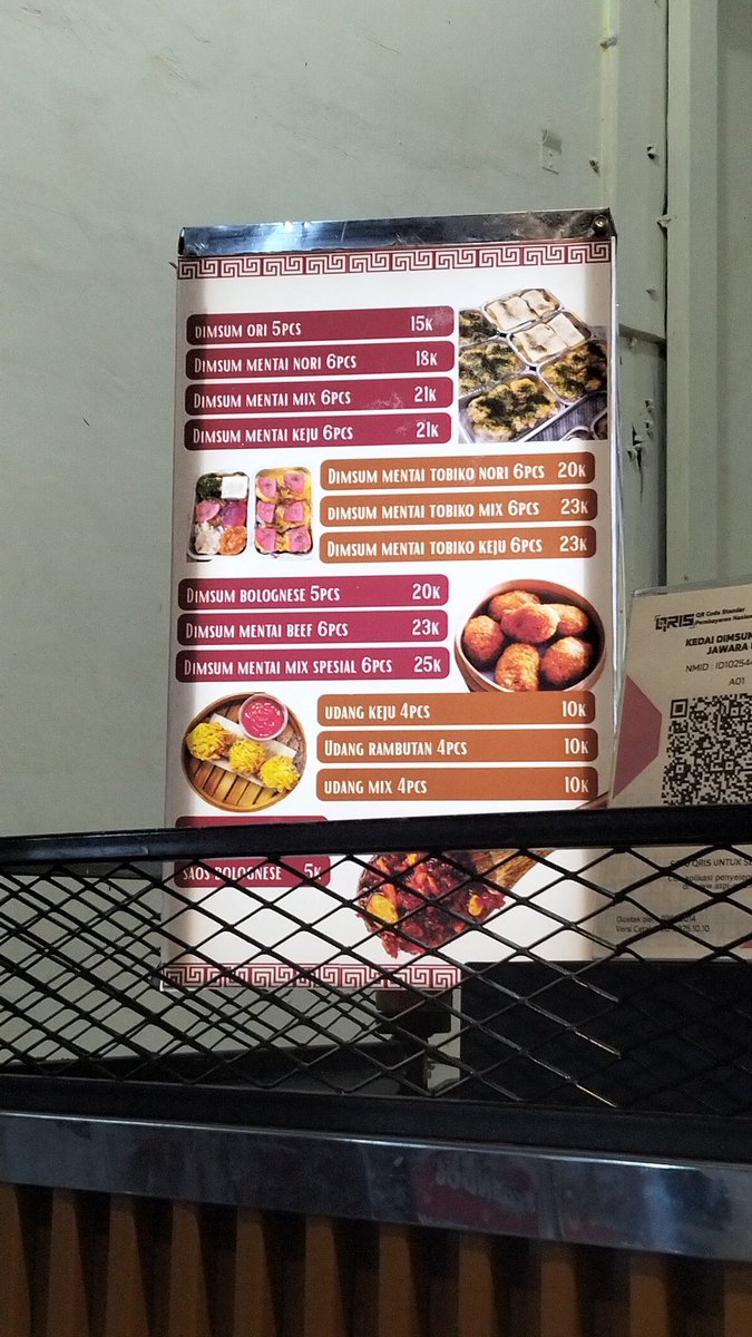 twbce's tweet image. Dimsum jawara di surya 😋🫵🏻 enak dan murce 😋😋😋😋