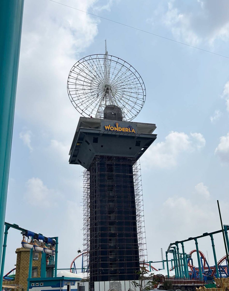 UpdatesChennai's tweet image. Work on the signature Ferris Wheel on top on a tower which is a feature of every Wonderla Theme Park is underway in Chennai... #Wonderla #Chennai 🎡