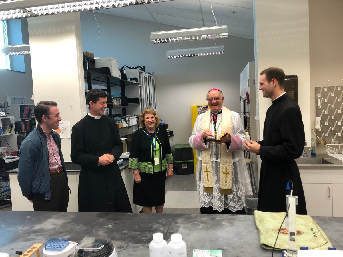 His Excellency Bishop Bernard Fellay blessed the BoMax Hydrogen Alpha Prototype on January 13, 2022.  We are grateful for the privilege to have Christ the King and Our Lady of Fatima at the helm of BoMax Hydrogen.