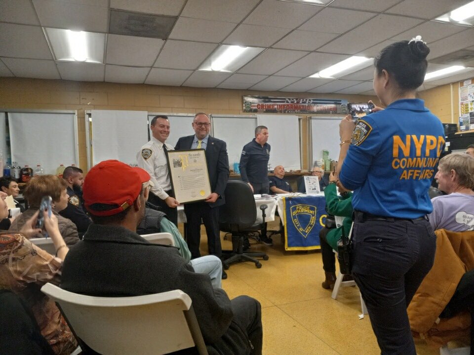 lcp_2023's tweet photo. (1/14/26) LCP conducted an evening patrol along Neck Road, continuing our commitment to keeping the neighborhood safe.
Then, LCP members attended the 61 Precinct Community Council Meeting, where we listened to updates from leadership, and engaged with community members. https://t.co/joSP9wdfmL