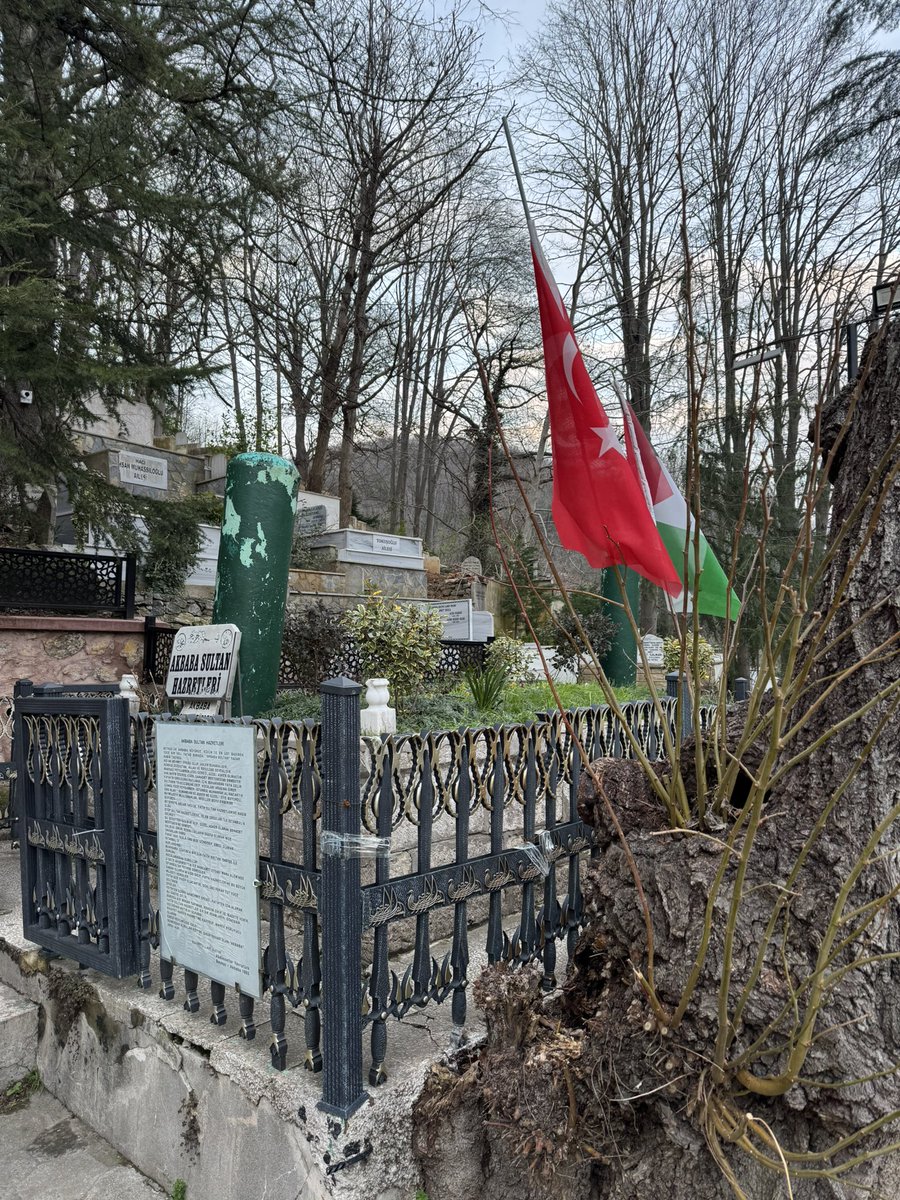 Kırklar Sultan Hazretlerimize ve Akbaba Sultan Hazretlerimize Selam Olsun💚

Miraç Gecemi Mübarek olsun, Rabbimiz af afiyetle en hayırlısının en kolayıyla sağlık huzur mutlulukla Ümmeti Muhammedin feraha çıkmasını nasip eylesin. Zulüm altındaki kardeşlerimizi dualarımızdan