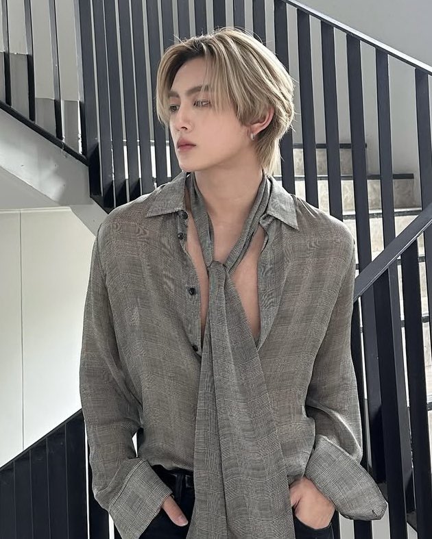 เดิร์มสแตรงก์                      โบซ์บาตง