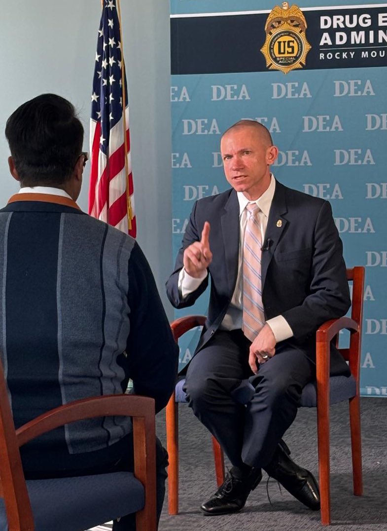 💥COMING UP
📻 Don’t miss #DEA Rocky Mountain Field Division Special Agent in Charge David Olesky with <a href="/jeffhunt/">Jeff Hunt</a> and Bill Thorpe in studio 8-9aMT on <a href="/710KNUS/">710 KNUS Denver</a>.
✔️ Record 2025 seizures
✔️ Reasons why
✔️ 🇺🇸 #FentanylFreeAmerica 
Livestream: 710knus.com