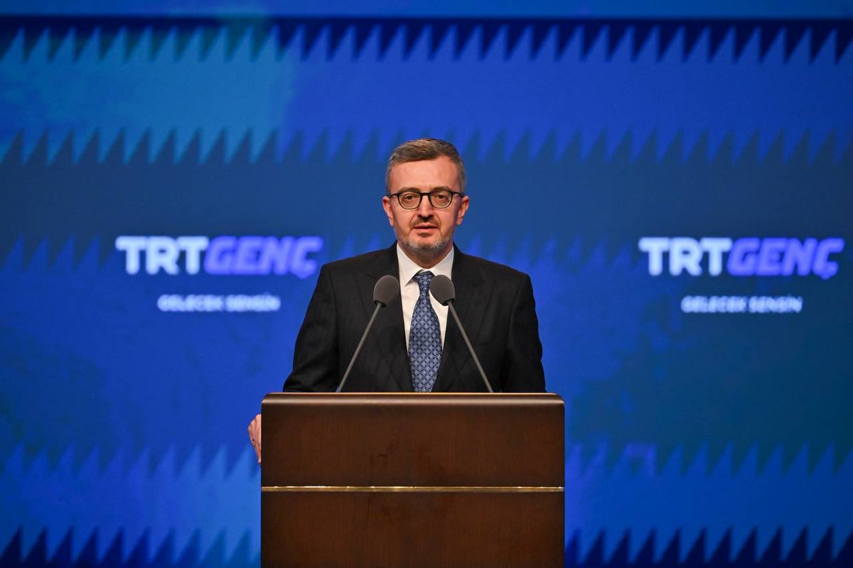 zahidsobaci's tweet image. Türkiye'nin en genç kanalı #TRTGenç'in açılış etkinliğini, Cumhurbaşkanımız Sayın @RTErdogan'ın himayelerinde gerçekleştirdik.

#GelecekSensin mottosuyla, ülkemizin gençlik vizyonunu yayıncılık alanına taşıyan @trtgencresmi, milletimize ve bilhassa gençlerimize hayırlı olsun.