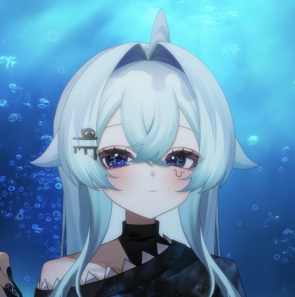 samegorou_V's tweet image. 珍しいお顔してる自撮りがあった🦈📸ˊ˗