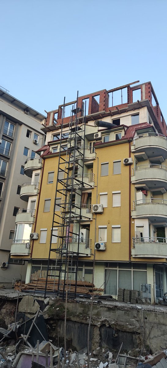 AristoCat221's tweet image. Haha lele ne mi se veruvase dur ne vidov