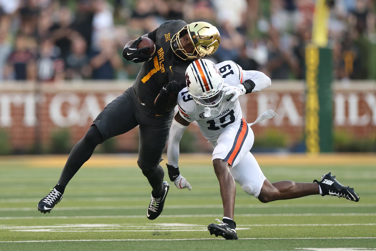 colereporter's tweet image. In 2025, Bryson Washington, Byrum Brown, Jeremiah Cobb and Nykahi Davenport combined for 3,377 rushing yards and 32 rushing touchdowns while averaging 5.6 yards per carry.

In 2026, they'll all be in #Auburn's backfield.

📰: montgomeryadvertiser.com/story/sports/c…