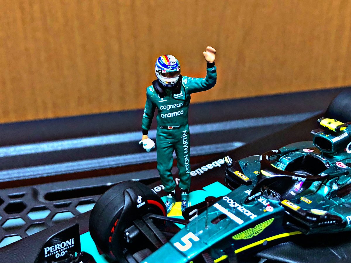 スパーク 1/43 ポストホビー特注品 アストンマーチンAMR22