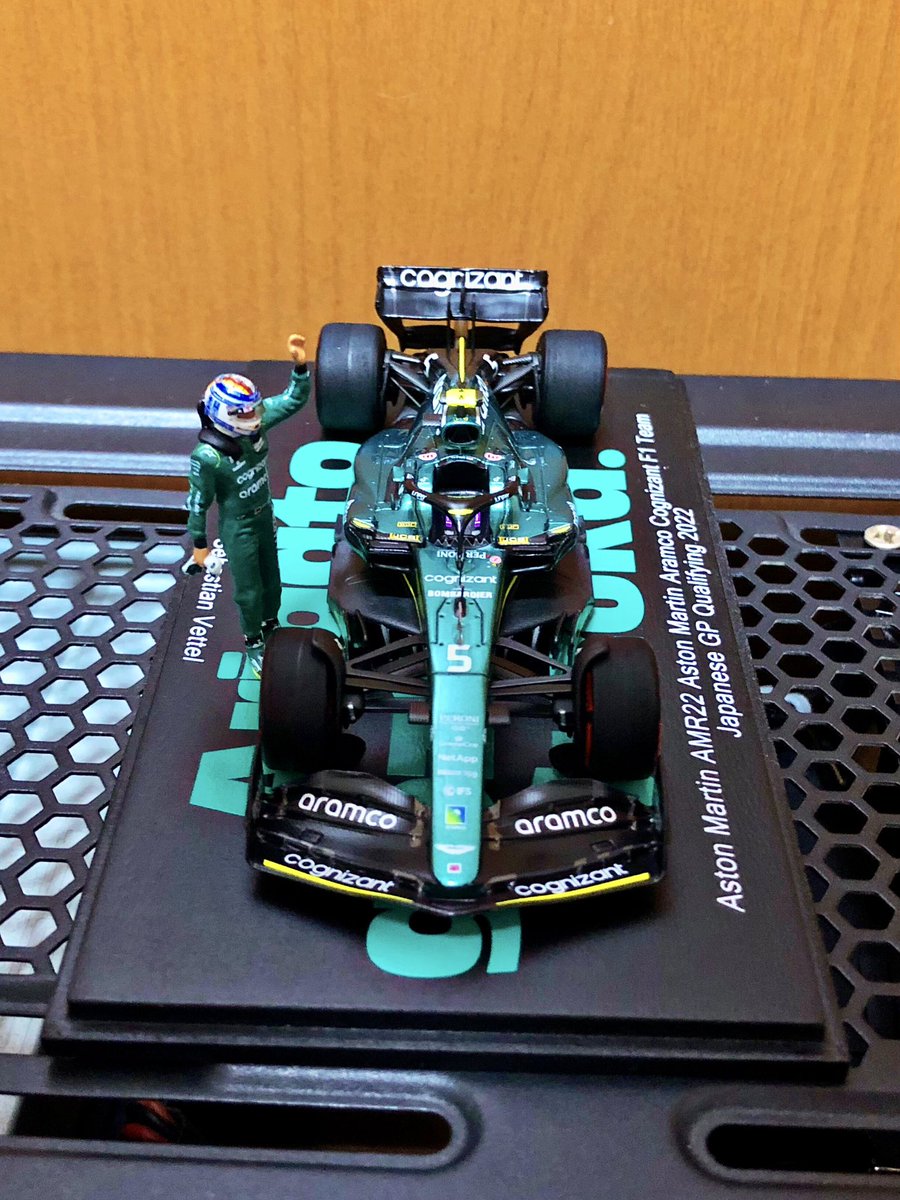 スパーク 1/43 ポストホビー特注品 アストンマーチンAMR22