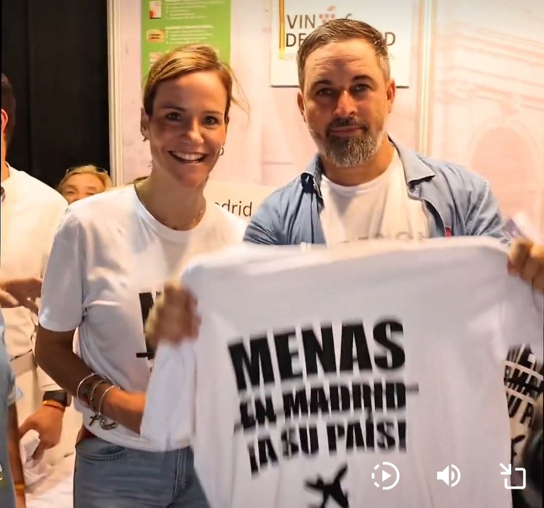 rociogarcia2017's tweet photo. @Isabelperezmoi1 @IdiazAyuso #FueraMenas .... 😎 https://t.co/JtmxDH1NGz