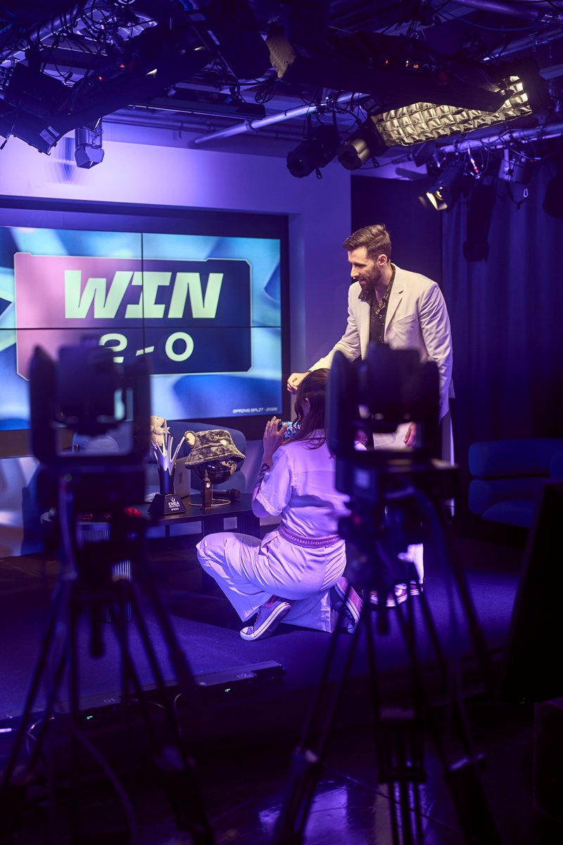 Julie | Gwen' tweet media