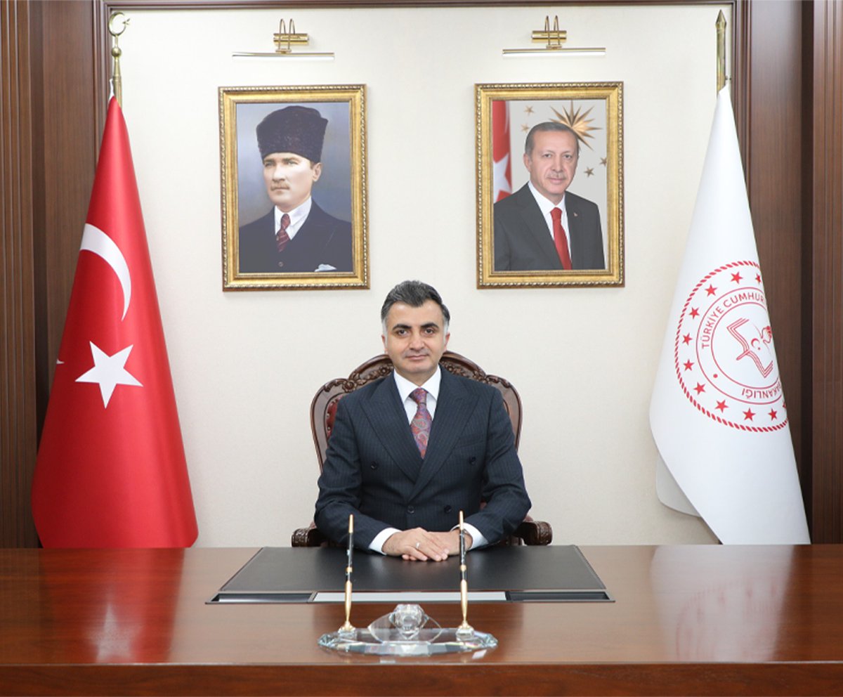 İl Millî Eğitim Müdürümüz Sayın Mehmet Fatih Vargeloğlu'nun Yarıyıl Tatili Mesajı

📩 Mesaj
👇
🖇 meb.ai/449E3w

#eğitimkentiORDU 
#Ordu 

<a href="/tcmeb/">Millî Eğitim Bakanlığı</a> <a href="/Yusuf__Tekin/">Yusuf Tekin</a> <a href="/TCOrduValiligi/">Ordu Valiliği</a> <a href="/mhilmiguler/">Dr. Mehmet Hilmi Güler</a> <a href="/mfvargeloglu/">MEHMET FATİH VARGELOĞLU</a>