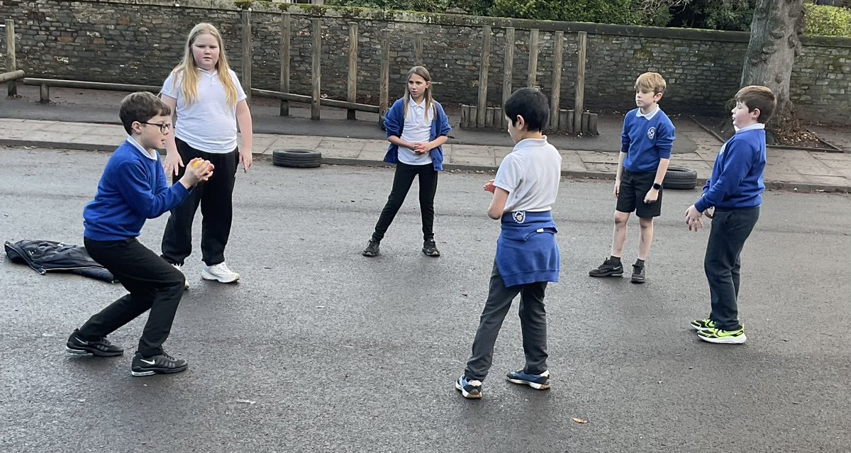 stpetersgala's tweet photo. P6 had a fantastic outdoor learning session. We combined our Health &amp; Wellbeing #getactive with geography and learning how to play some new playground games from different countries around the world. #enjoylearning #becooperative The game here is Down Down Down from Australia. https://t.co/wlLPsFTfBH
