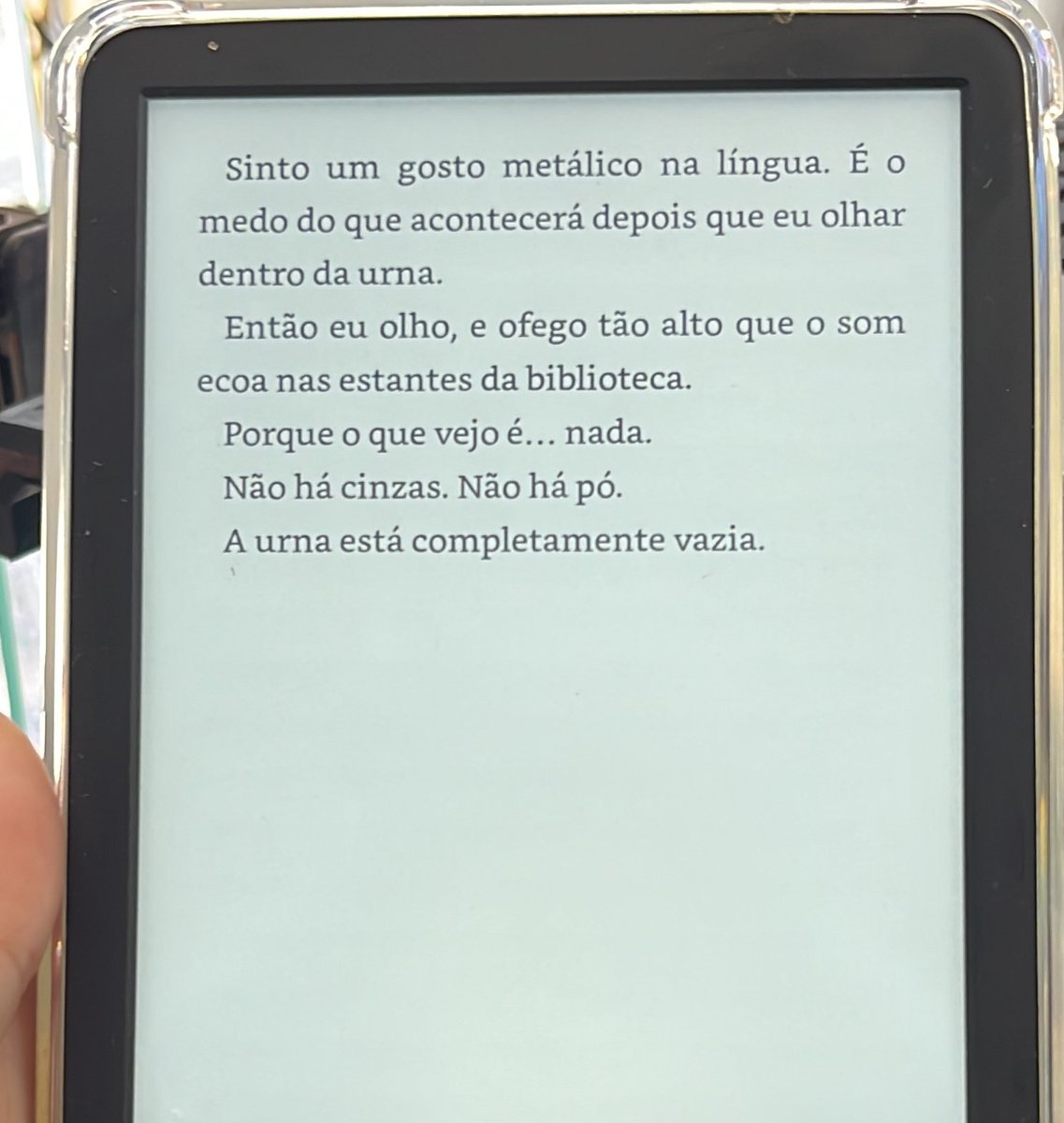 offclilis's tweet image. EU TO MUITO NERVOSA OQ TA ACONTECENDO