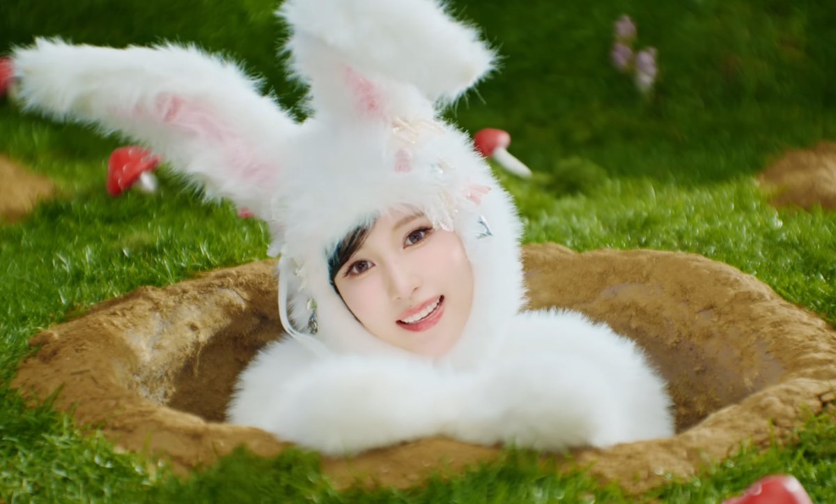 やばい可愛すぎるでしょ🐰🩷

#MISAMO #Confetti #MINA