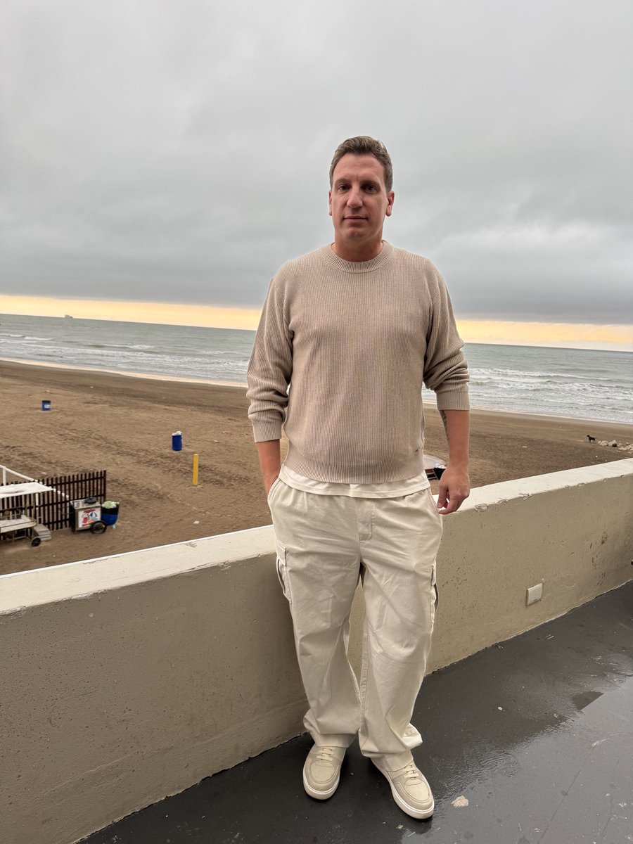 Maxi Lopez tweet media