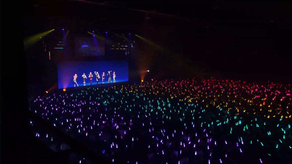 ainh7_'s tweet photo. 大大大好きな7人組
デビューしてからずっと走り続けてくれてありがとう。
3周年、おめでとうございます。
4年目もよろしくお願いします！！

彼女たちが楽しく健やかに活動できますように。
 #idios3周年 https://t.co/ImUogIcdHb