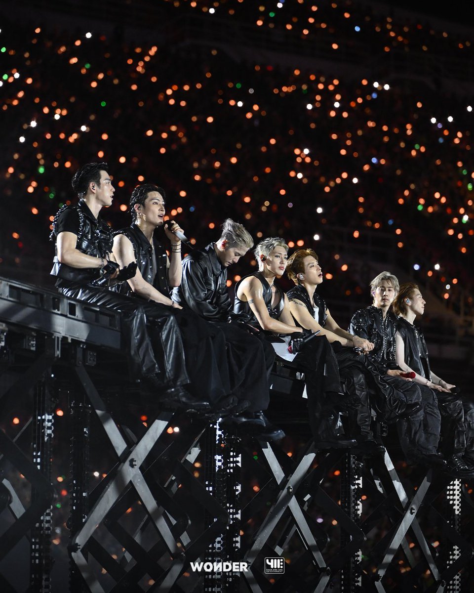 GOT7 12TH ANNIVERSARY
おめでとう！
これからもずっと一緒だよ💚

#12YearsAndStillWithGOT7
#12년이지나도_갓세븐
<a href="/GOT7Official/">GOT7</a> #GOT7 #갓세븐