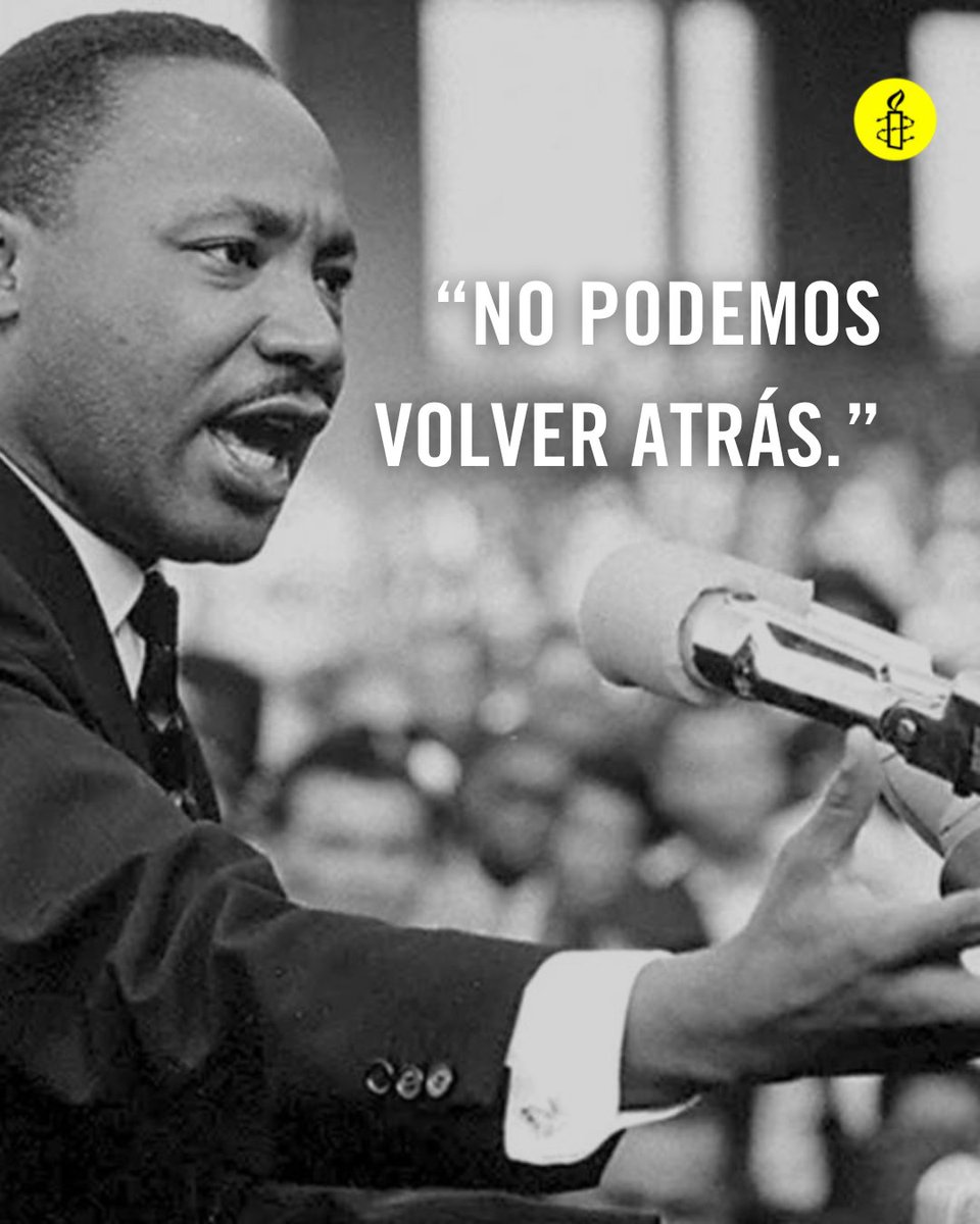 Tal día como hoy, 15 de enero, nació Martin Luther King.  Hoy, y siempre, recordamos a este hombre que dio su vida (literal y metafóricamente), por los derechos civiles. 

Aquí te dejamos algunas de sus frases más famosas: amn.st/6019CLtIz