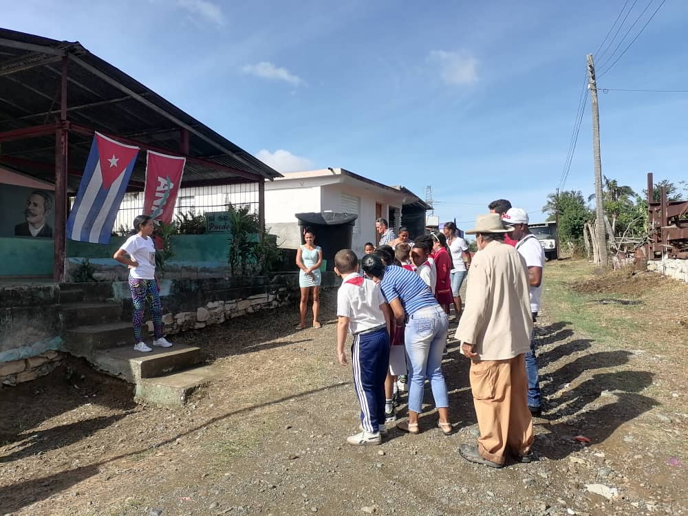 El sacrificio de los hermanos caídos no será olvidado, su memoria inspirará nuestro compromiso con la justicia, la solidaridad y la unidad. <a href="/OdioTexido658/">Adielyeivis Texido Odio</a> <a href="/BeatrizJUrrutia/">Beatriz Johnson Urrutia</a> <a href="/GEORGE80283962/">@GEORGE</a>