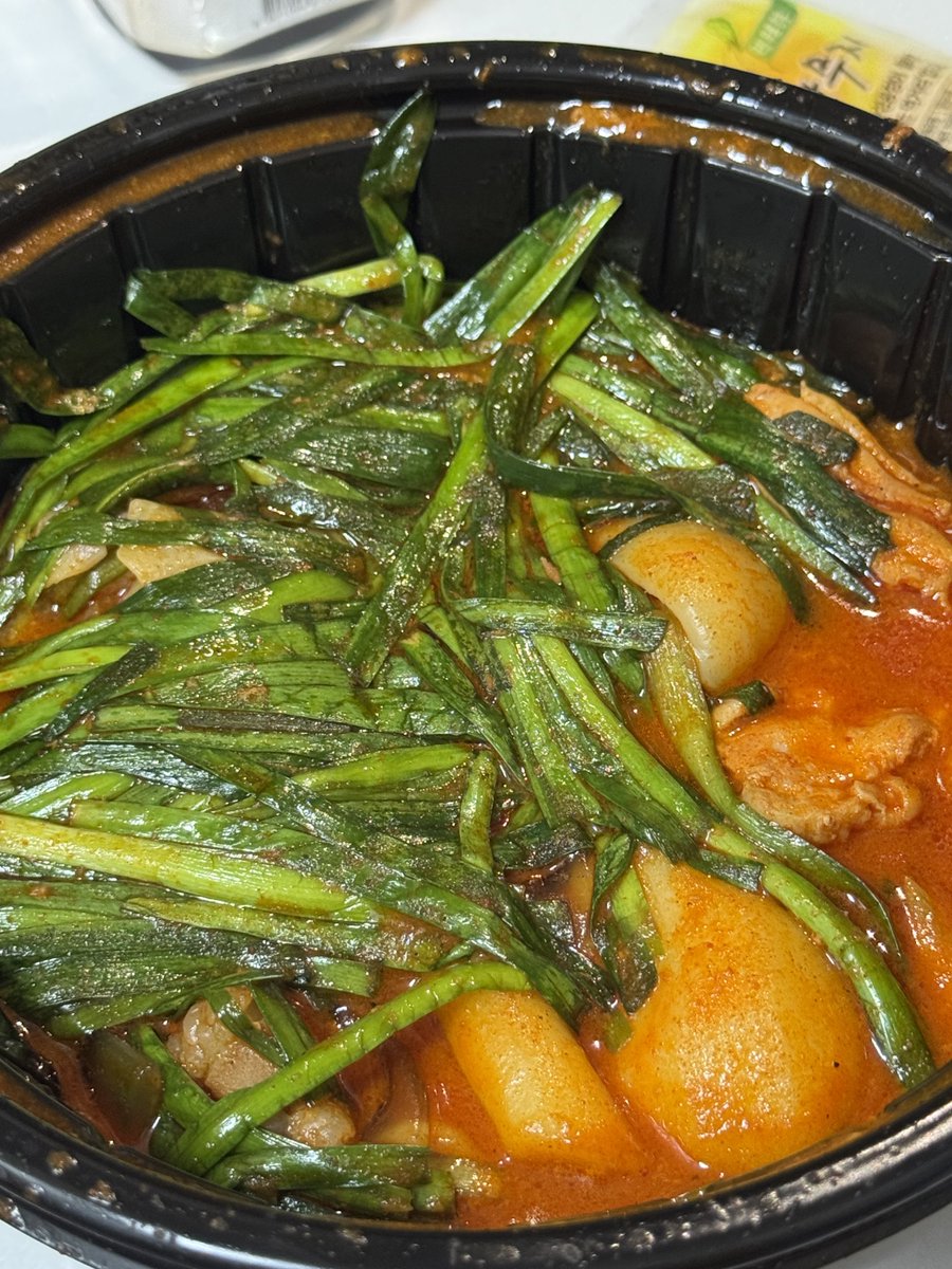 박종성 맛잘알 인정이요!!!
곱도리탕 전문점 존맛탱이네~~👍
종성이가 알려준 그대로 시킴👏👏
종성아 너무 맛있어!!
부추가 진짜 신의 한수임❤️