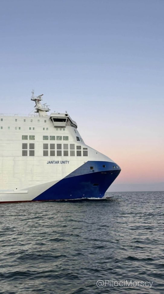 Jantar Unity #okiempilota ⚓️ Najnowocześniejszy polski prom na Bałtyku po raz pierwszy przypłyną na redę Świnoujścia i dotarł już bezpiecznie do Szczecina. #UniteLine #JantarUnity #ship #shiplife #maritime