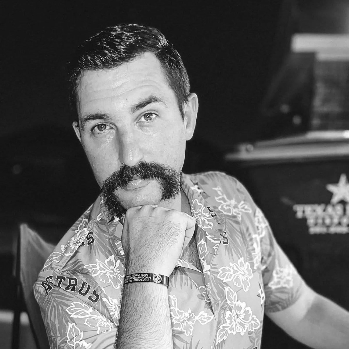 AdamTheCopTx's tweet photo. Happy Manuary 15th! Gang gang, this Man of the day is the real OG. We love you @priceofazjay always keeping it real and might i say sexy 😂 cheers to you brother @passthegravypod @AlexJMiddleton @notpatdionne https://t.co/MSMQvOseOD