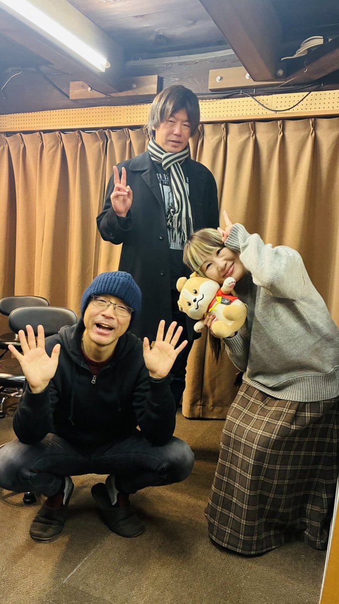 flu_wa's tweet image. □1/15(木)愛知北エフエム放送 United North84.2FM

「KITA坊主の希望のかけら達♪」、「桑野隊長のやすらぎ横丁」と、2番組連続となる今年最初のラジオ生放送出演でした📻

ナビゲーターKITA坊主さん、桑野隊長、リスナーの皆さん、ありがとうございました🙇‍♂️

お陰様で楽しくトーク出来ました😊