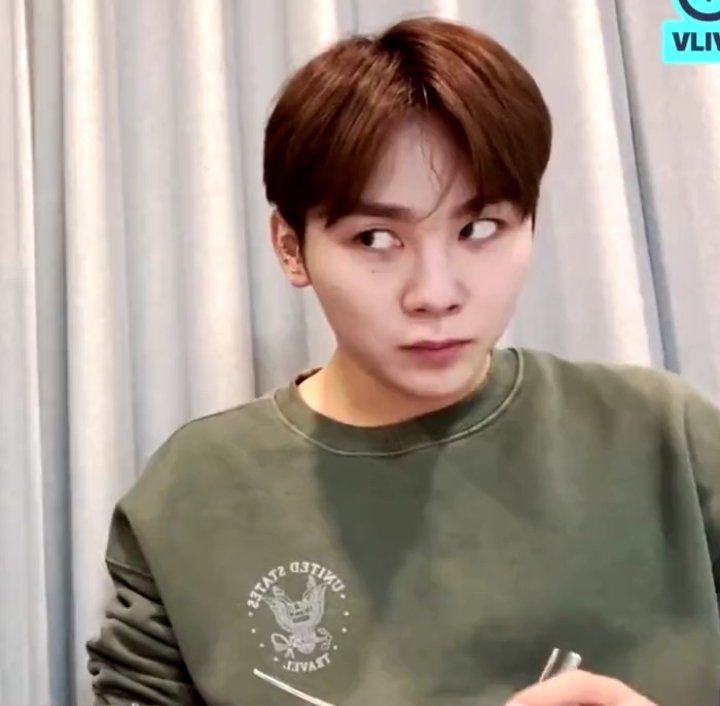 O1/16 Birthday twins 🫶🏻🫶🏻

#BibbidiBobbidiBOOday  #TheShiniestRubyDay