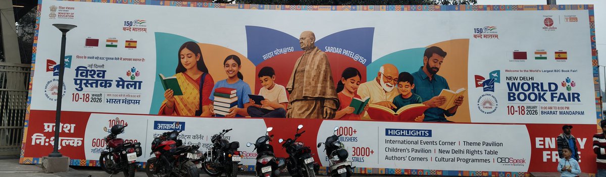 tuxnani's tweet photo. My first day at #NDWBF
Theme for this year is Indian Military History : Valour and Wisdom @75.
ఢిల్లీలో జరిగే వర్ల్డ్ బుక్ఫెయిర్లో ఈ ఏడాది అంశం భారతసైన్య చరిత్ర, 75ఏళ్ళ శూరత్వం & ప్రజ్ఞ. https://t.co/SX0PNR26fn