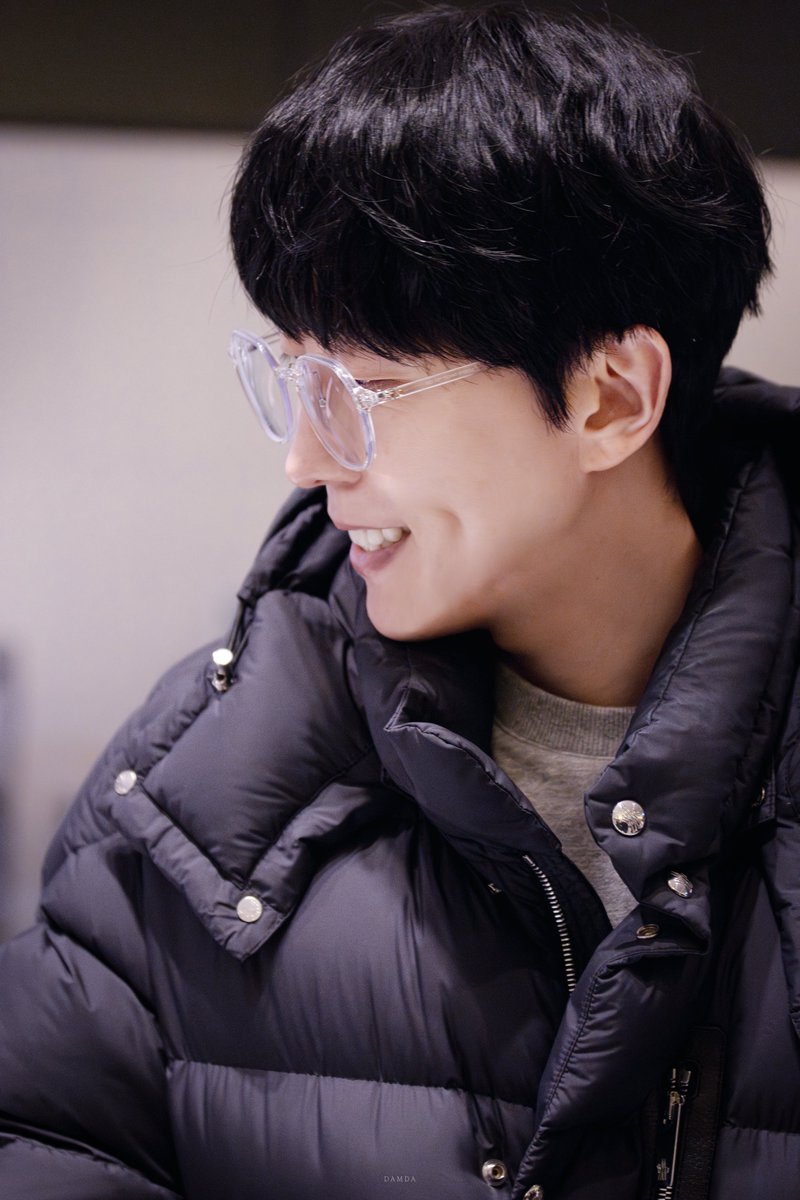 damda_U's tweet image. 2026.1.15(목)
어쩌면 해피엔딩 퇴근길

#김재범 배우님