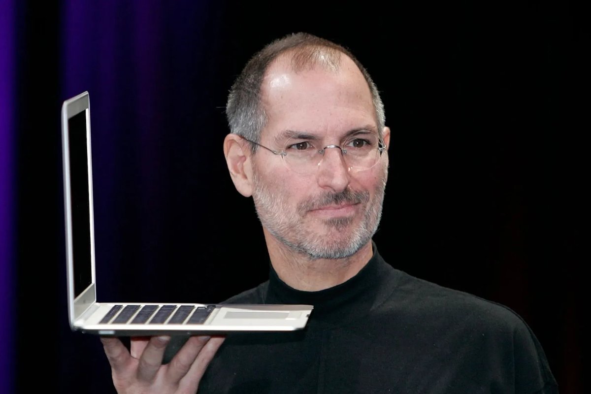 BasicAppleGuy's tweet image. 18 Years Ago, Apple unveiled the MacBook Air. 💻