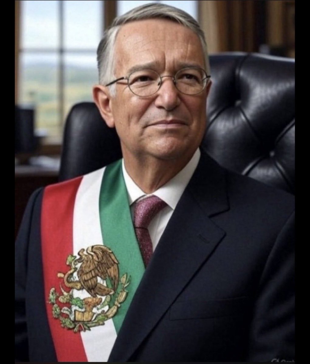 <a href="/RicardoBSalinas/">Don Ricardo Salinas Pliego</a> Yo estoy con Don Ricardo 💪🏻🇲🇽🇲🇽 por un mejor MÉXICO !!