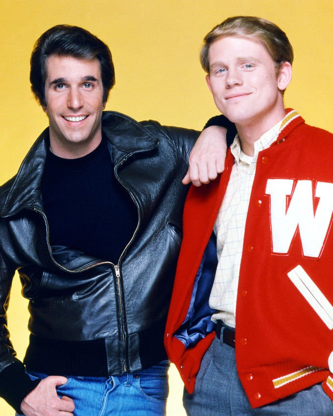 WendyLovesJesus's tweet image. ♫ "Sunday, Monday, happy days....." ♫

On January 15, 1974, @hwinkler4real and @RealRonHoward joined the ranks of ultimate classic dynamic TV duos when "Happy Days" premiered!

And let's not forget that #TheFonz and #HappyDays inspired #ScoobyDoo's The Groove!

#Ayyeee 📺🍔🥤🏍️