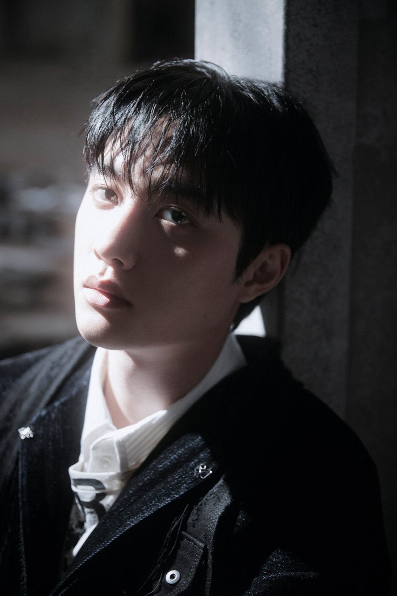 recordsofdoh's tweet photo. MUSIC | 260116 — EXO 엑소 The 8th Album 【REVERXE】 

‘Crown’ Teaser Image 02

▫️2026.01.19 / 6PM (KST)

#DOHKYUNGSOO #도경수 #EXO #엑소 #weareoneEXO 
#Crown #EXO_Crown
#REVERXE https://t.co/66xlNKZZJ7