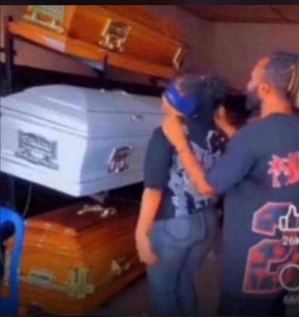 sammie_boi20's tweet image. I suprise my babe today