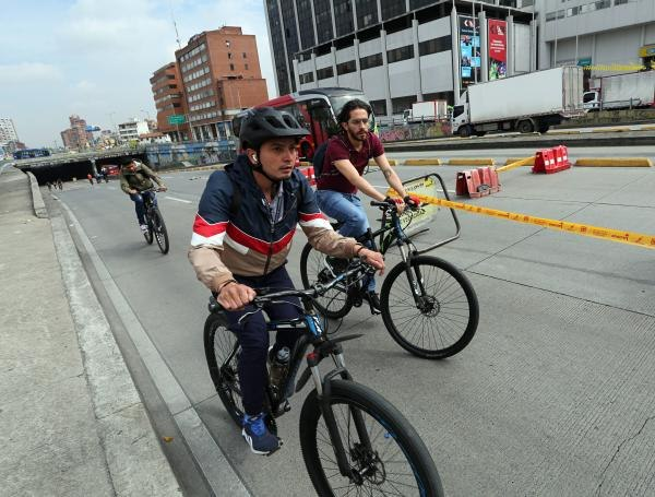 Transmilenio y Sitp tweet media