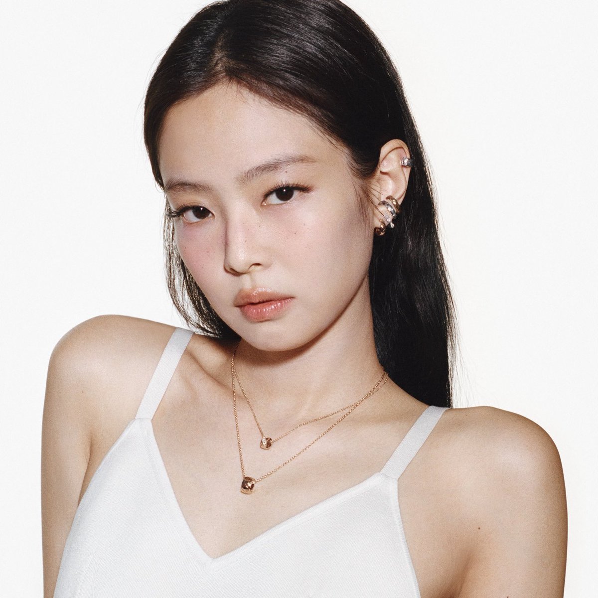 SeriesBrasil's tweet image. Jennie Kim faz 30 anos.

Cantora, rapper, atriz, dançarina e a maior it girl da Coreia, a artista se estabeleceu como uma das maiores referências do K-pop mundialmente.