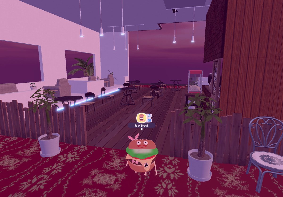 qu6og65740's tweet image. 昨年10月に初めて作った
clusterの【もっちゃんカフェ】

超初心者🔰なのでショボくて恥ずかしいのですが

屋上のLIVE会場に
いつかルカちゃんが歌いに来てくれるといいなぁー٩( ᐛ )و✨