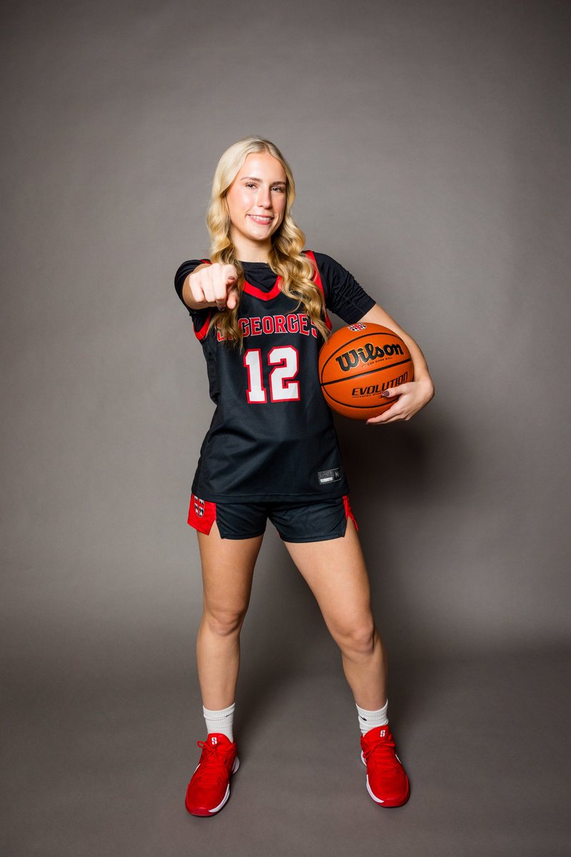 SGgirlshoops's tweet photo. Strong first quarter and a balanced attack carried us to a road win vs Thayer! Key contributors ⤵️

@kirsten_mckay2 14pts, 4asts
@giannamnichols 9pts, 9rbs &amp; 4asts
@Payton_scurry 10pts, 6rbs
@emma_kelleher_4 10pts, 7rbs
@presleyfoster_ 10pts, 4 asts

Next game vs Rivers! https://t.co/B1jnaR9wPa