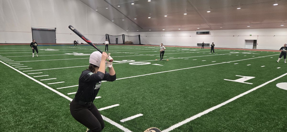 Dakota College Softball tweet media
