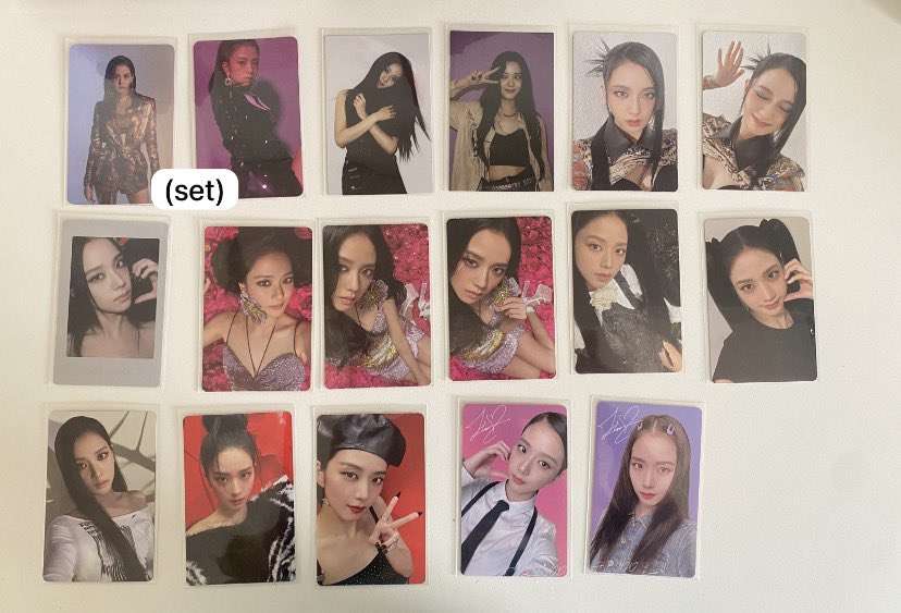venda vendo jisoo
feedbacks no fixado e no insta 
cada card 35+ frete 
faço desconto se levar mais de um!