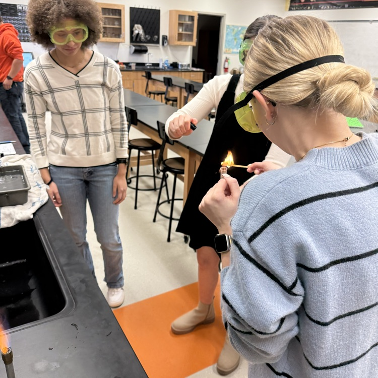 Cool day in chemistry...making hydrogen from hydrochloric acid and zinc!