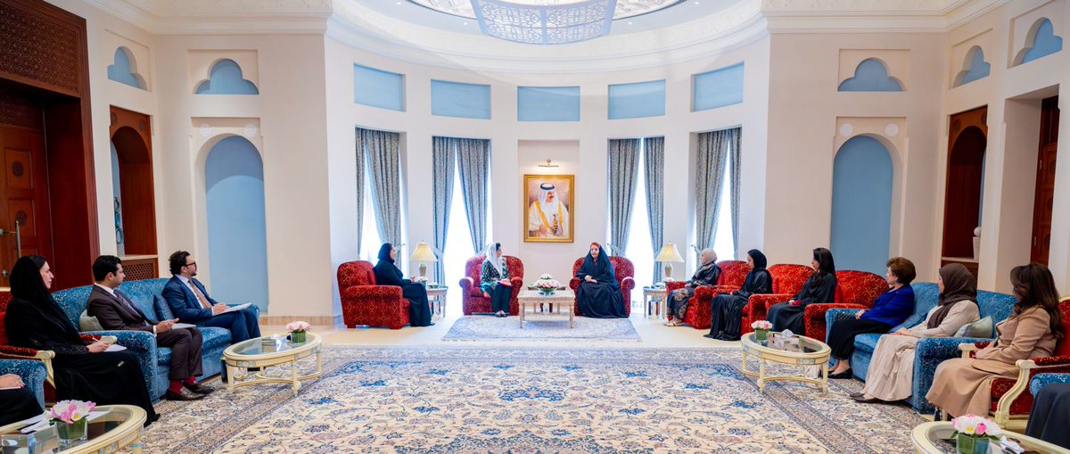 PresOfPakistan's tweet photo. In Manama, First Lady Bibi @AseefaBZ  met HRH Princess Sabeeka bint Ibrahim Al Khalifa at the Supreme Council for Women. The meeting highlighted women’s leadership and its role in advancing inclusive social development and family well-being. https://t.co/7gjzYxTanw